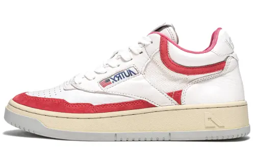 AUTRY Skateboard Shoes Women's Low Top