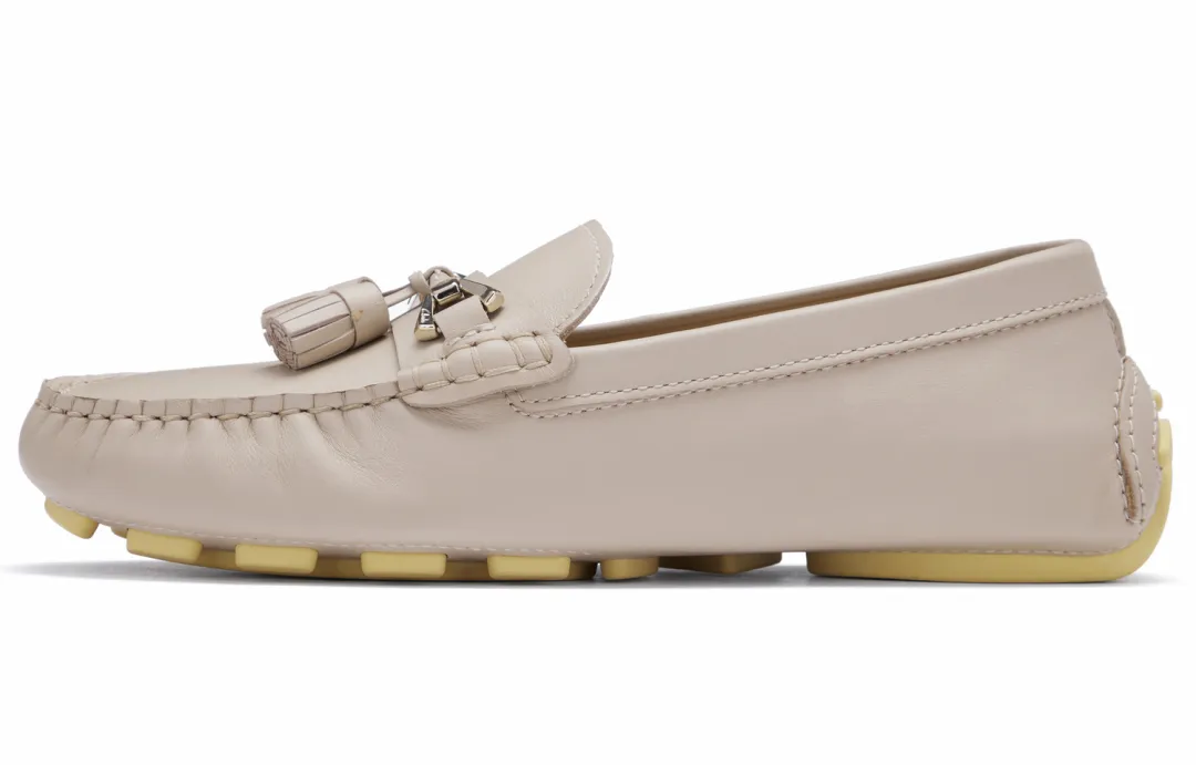 Clarks Cow Leather Loafers Women's Light Khaki