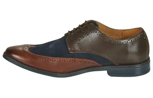 Clarks Dress Shoes Men's Low Top Brown