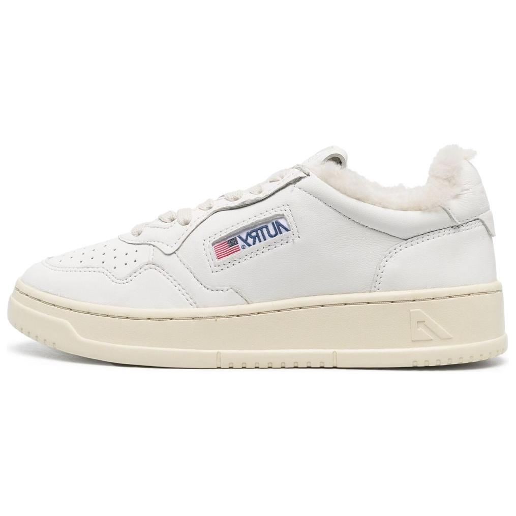 AUTRY Medalist Low top Skateboard Shoes Women's White