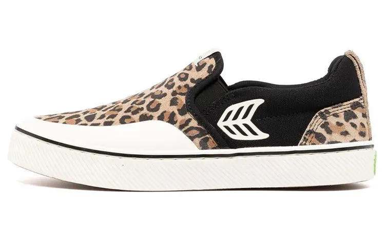 CARIUMA Stylish Skateboarding Shoes Women's Umber