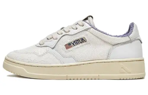AUTRY Medalist Textile, Leather Low top Skateboard Shoes Women's White