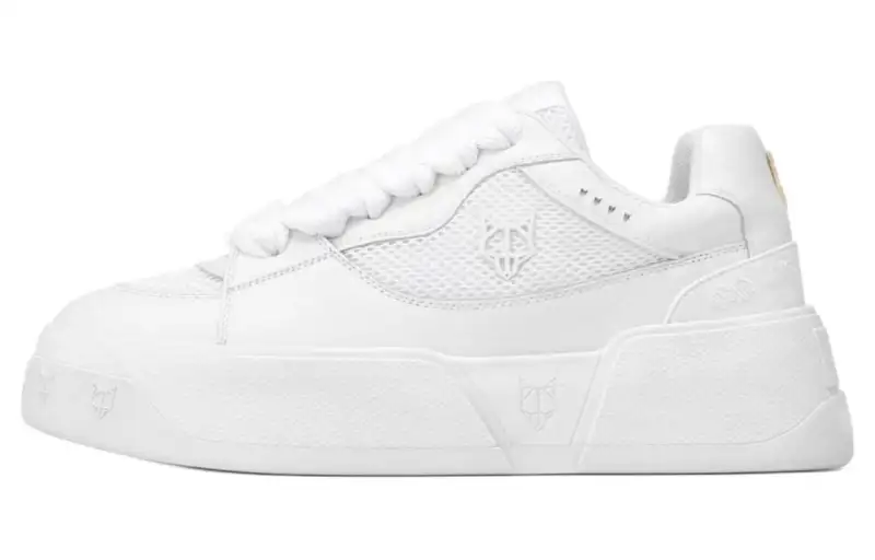 Naked Wolfe Kosa Leather Low top Skateboard Shoes Men's White