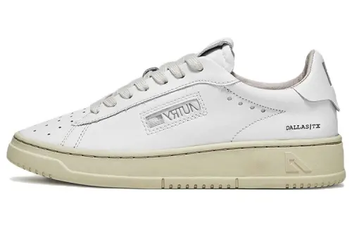 AUTRY Dallas Leather Stylish Skateboarding Shoes Men's White