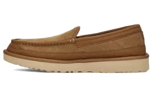 UGG Dex Slipper 'Chestnut'