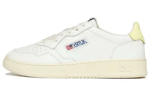 AUTRY Medalist Low Sneakers