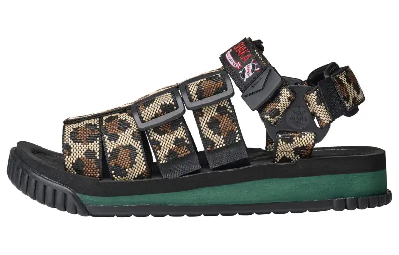 Shaka Rally Abrasion Resistant Beach Sandals Unisex Black Brown