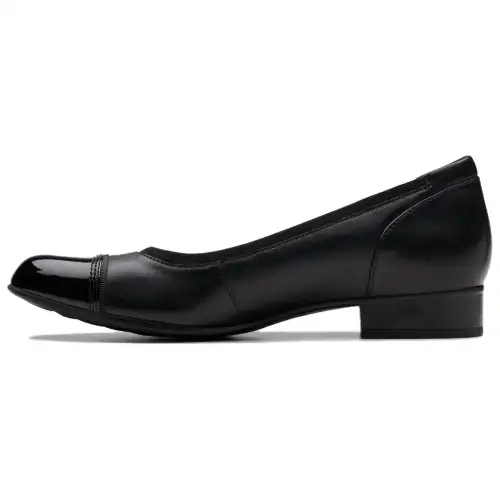 Clarks Leather Women's Casual Shoes 2.5cm Women's Black
