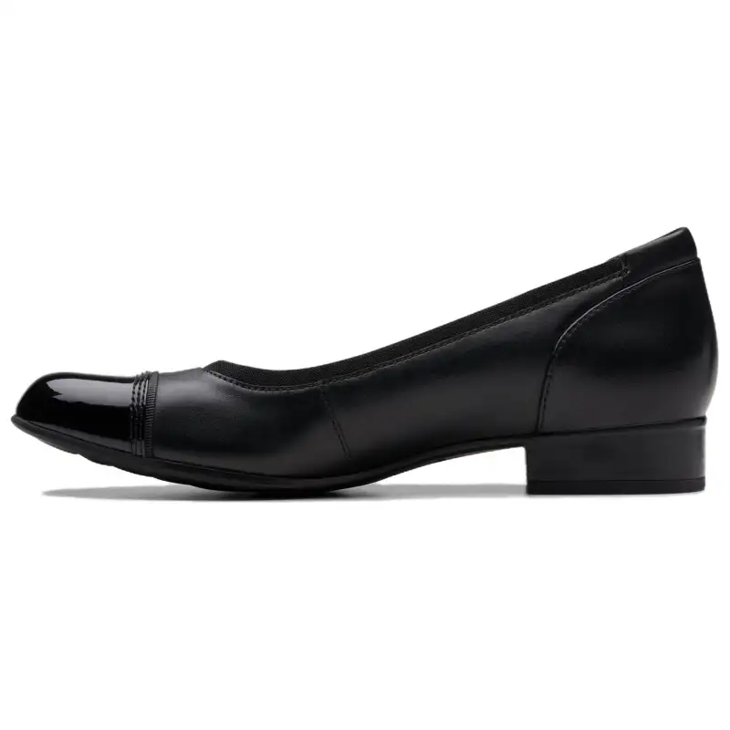 Clarks Leather Women's Casual Shoes 2.5cm Women's Black