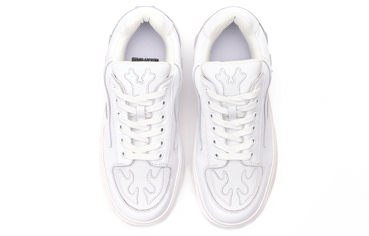 WILD PITCH Overthrow Cow Leather Low top Skateboard Shoes Unisex White