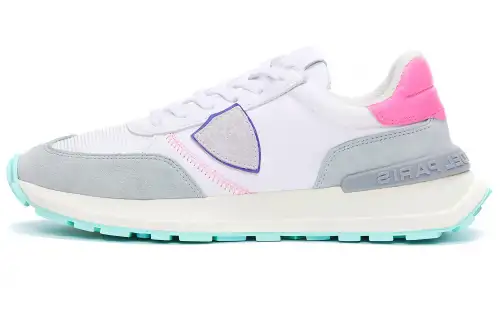 PHILIPPE MODEL Paris Logo-patch Low-top Sneakers