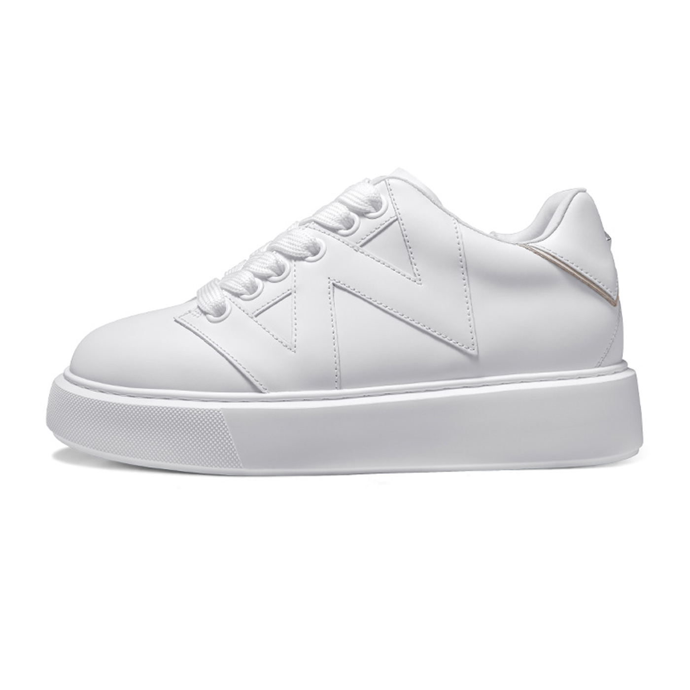 THOM WILLS Casual Versatile White Sneakers Top Grain Cow Leather Height Increasing Stylish Skateboarding Shoes Unisex