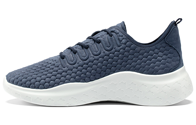 Ecco Yue Dong Cushioning, Slip Resistant, Abrasion Resistant Coverage Low top Casual Shoes Men's Midnight Blue