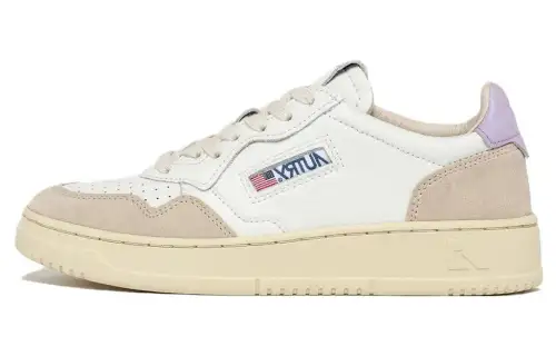 AUTRY Medalist Low Sneakers