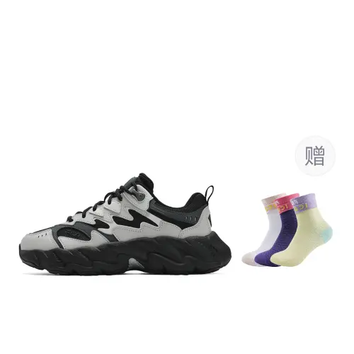 FILA Fern 2 Abrasion Resistant, Breathable, Lightweight Low top Casual Shoes Women's Black Gray