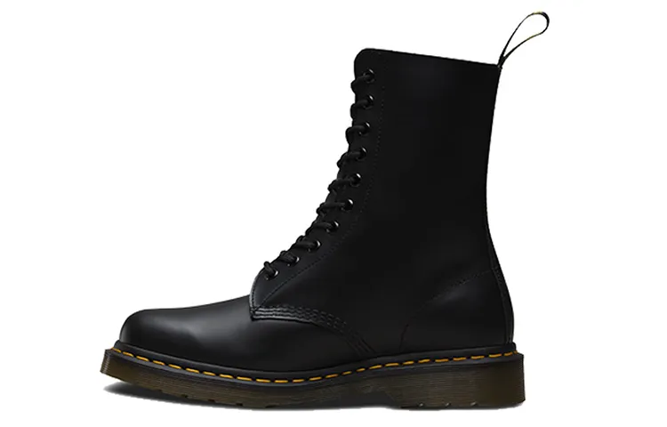 Dr. Martens 1490 'Black Smooth Leather'