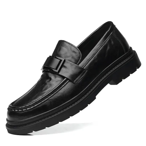 Leather fashionable trend black loafers, genuine leather