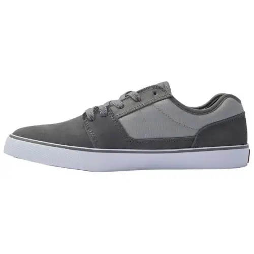 DC Shoes Low top Skateboard Shoes Men's Gray