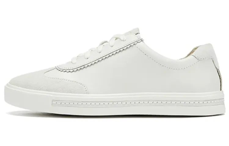 Clarks Stylish Skateboarding Shoes Women's White