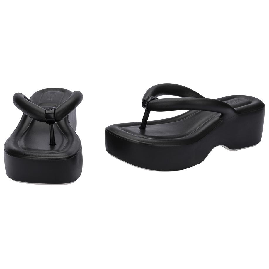 MELISSA Abrasion Resistant Flip Flops Women's