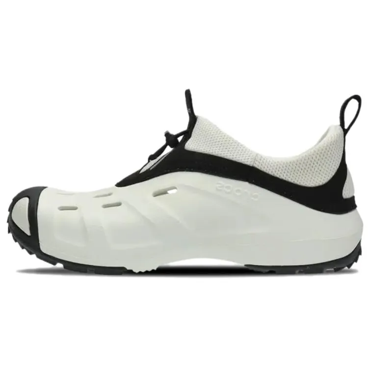 Crocs Quick Trail Abrasion Resistant Low top Casual Shoes Unisex Black White