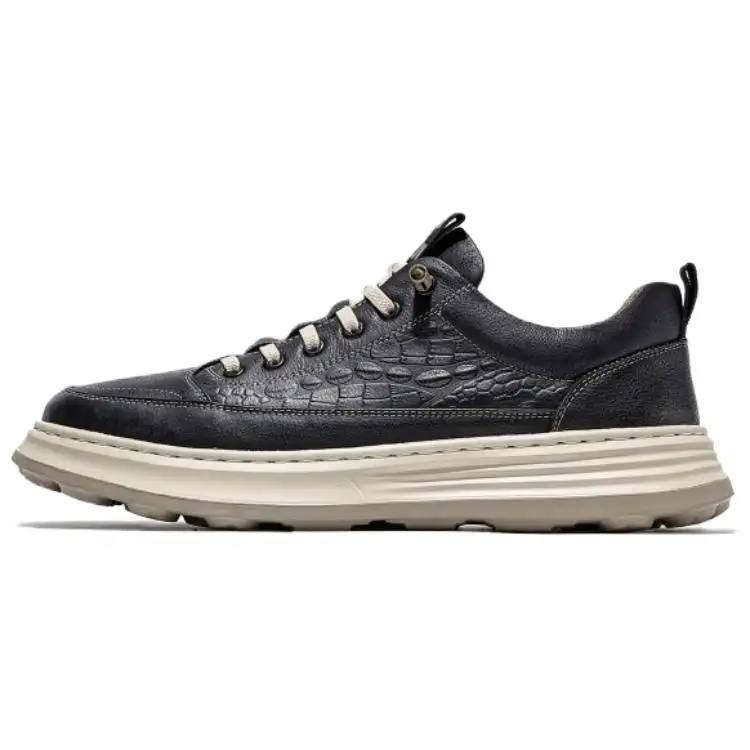 JANE HARLOW Low top Skateboard Shoes Men's Black