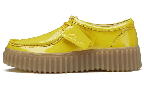 Clarks Cow Leather Cushioning Low top Casual Shoes Women's Yellow