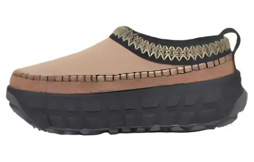 UGG Split cow leather Thick-soled round-toe low-cut lifestyle shoes General brown black