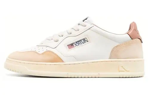 AUTRY Leather Low top Skateboard Shoes Men's White Distressed