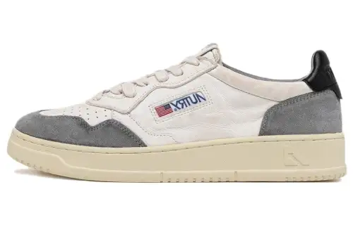 AUTRY Medalist Leather Sneakers