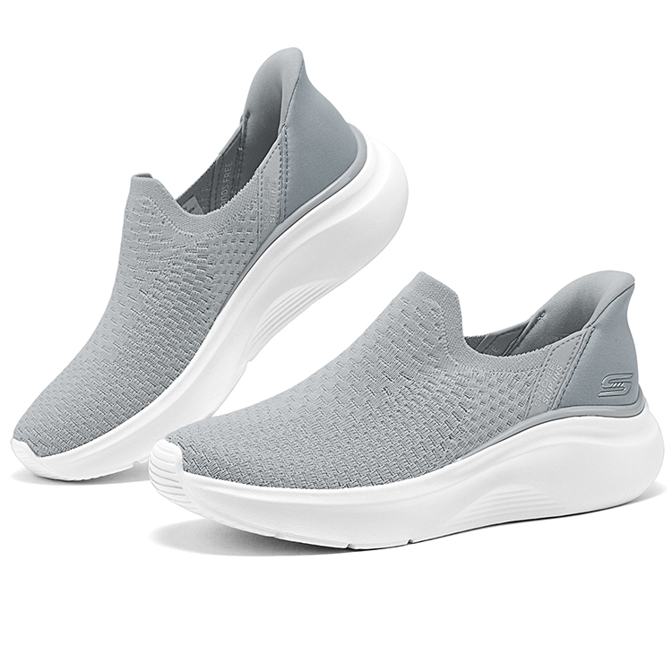 Skechers Low top Casual Shoes Women’s Gray