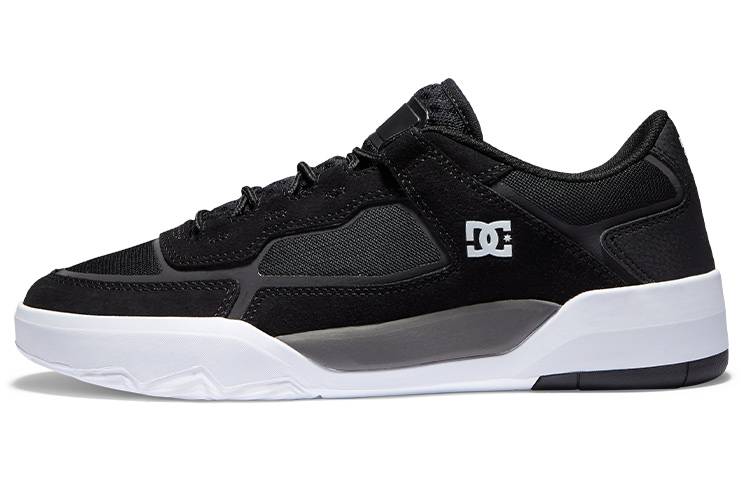 DC Shoes Metric Abrasion Resistant Cushioning Breathable Abrasion Resistant Cushioning Breathable Low top