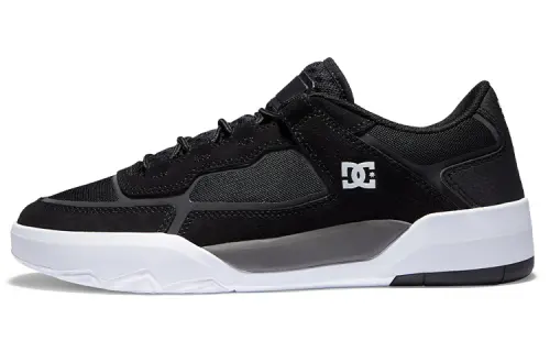 DC Shoes Metric Abrasion Resistant Cushioning Breathable Abrasion Resistant Cushioning Breathable Low top