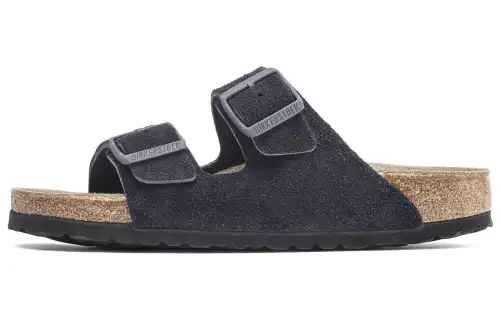 Birkenstock Arizona flat sandals