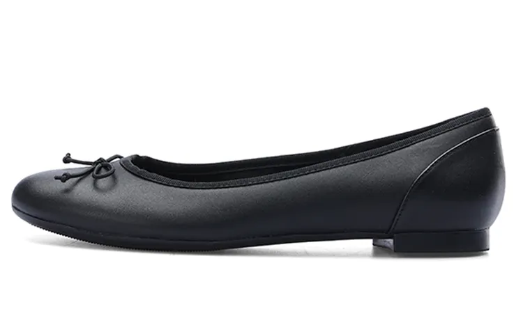 Clarks Women's Casual Shoes Women's Low Top Black