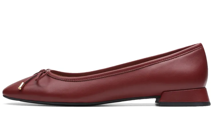 Clarks Sheepskin Women's Casual Shoes Women's Dark Red