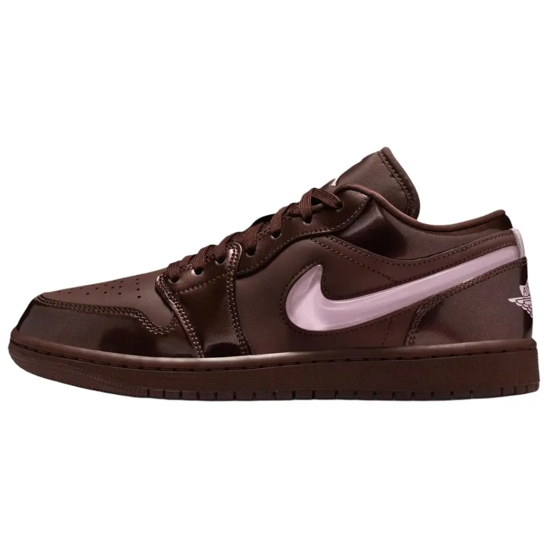 Jordan Air Jordan 1 Low top Vintage Basketball Shoes Women's Brown