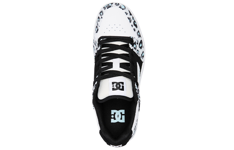 DCSHOES Manteca 4 Fabric Slip Resistant Abrasion Resistant Low top Skateboard Shoes Women's White Black