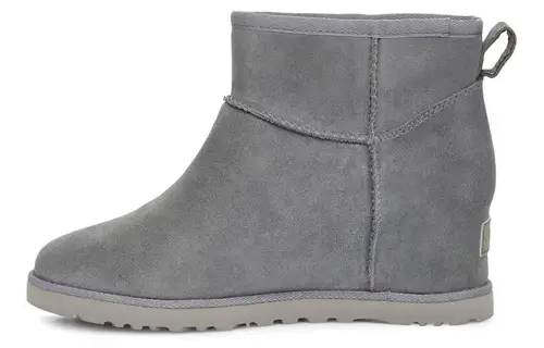 UGG Classic Femme Mini Women's