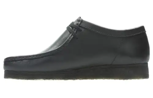 Clarks Wallabee desert boots