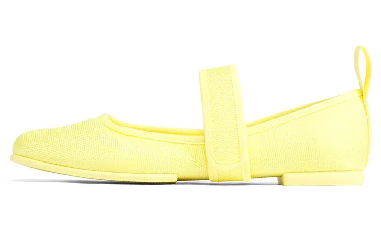 CHARLES&KEITH Casual Shoes 0.9cm Women's Yellow