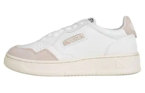AUTRY Low top Skateboard Shoes Women's White