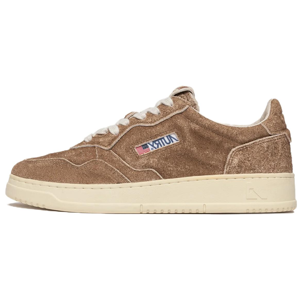 AUTRY Medalist Suede Low top Skateboard Shoes Men's Brown