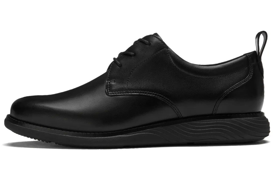 Clarks Cow Leather Casual Shoes Men's Black