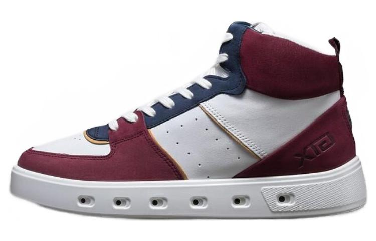 Ecco Street 720 Series Waterproof Casual Skate Shoes Dark Burgundy