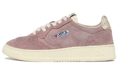 AUTRY Medalist Suede Sneakers