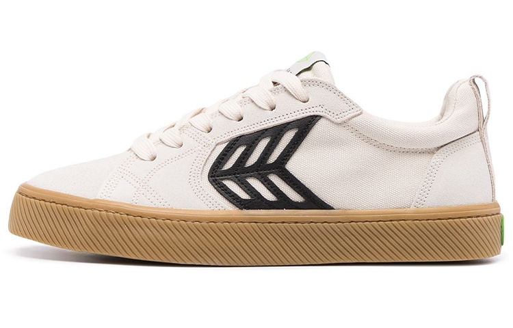 Cariuma Catiba Pro Skate sneakers
