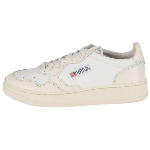 AUTRY Cow Leather Low top Skateboard Shoes Men's Ecru