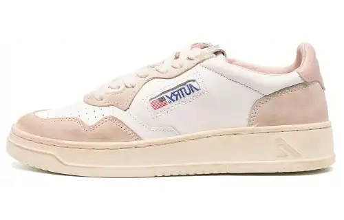 AUTRY Lace Up Low top Stylish Skateboarding Shoes Women's White Gray Pink