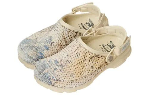 Levis/ X PROLETA RE ART x Crocs Slip Resistant Abrasion Resistant Closed Toe Slippers Unisex Beige